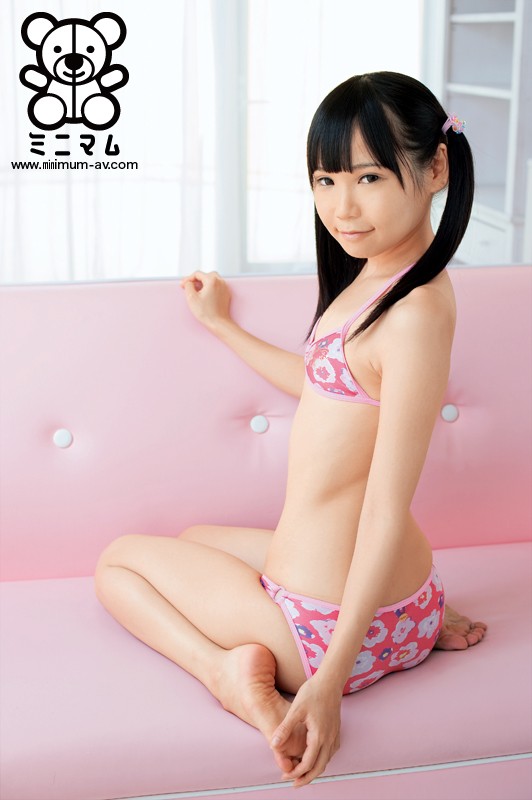 「小柄148cm微乳美少女はなちゃんに甘いイタズラ｜敏感貧乳のびんかんボディを優しく攻める」のサンプル画像10枚目