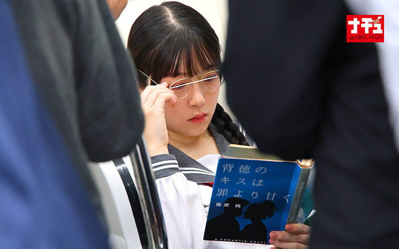 「【美少女×めがね×巨乳】対面羞恥で何度も絶頂する濃厚ベロキス発情娘の興奮映像」のサンプル画像2枚目