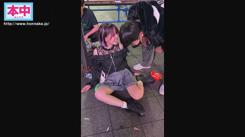 「柏木こなつ 巨乳美少女が乱交で連続中出し＆濃厚フェラご奉仕プレイ」のサムネイル