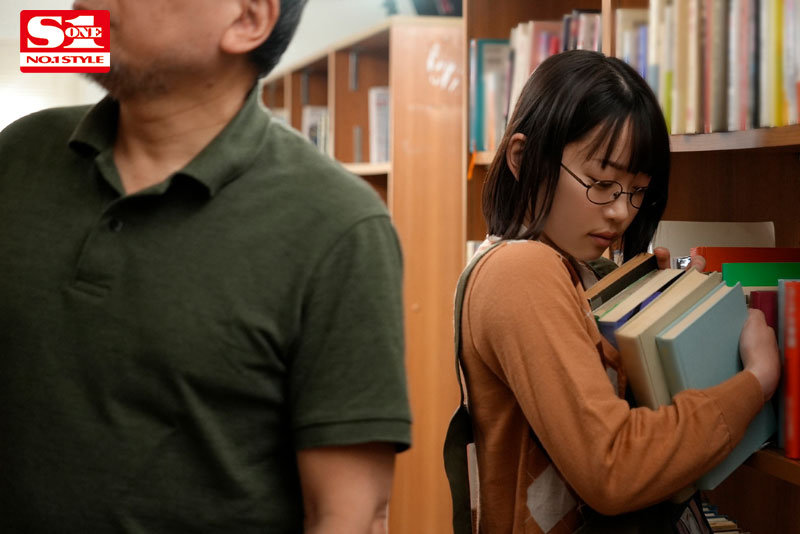 「スレンダー美少女・架乃ゆらの濃厚フェラテクニック｜痴漢冤罪から始まる禁断の関係」のサンプル画像2枚目