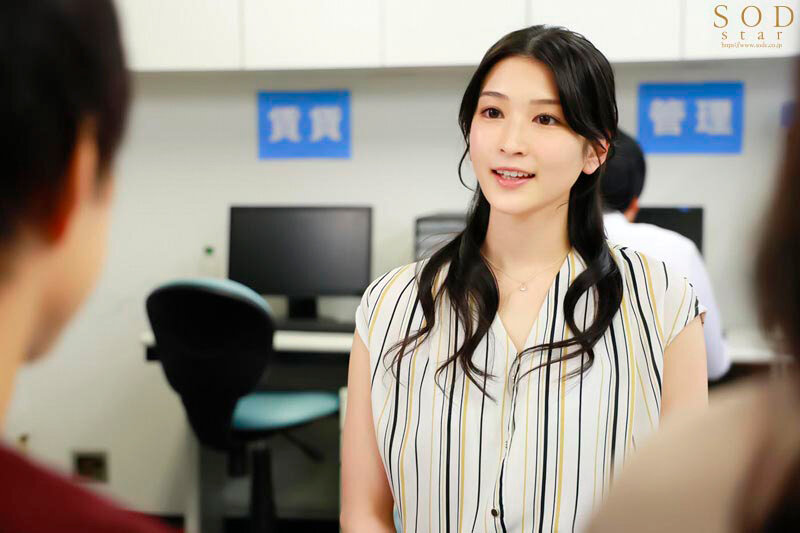 「本庄鈴のスレンダー美脚で彼氏を寝取り!不動産レディが中出しNTRする濃厚プレイ」のサンプル画像3枚目