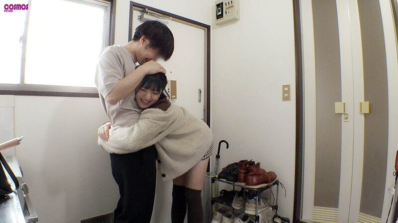 「【素人人妻】欲求不満なシングルマザーゆみ28歳が中出し乱交で絶頂！顔射ごっくんも堪能」のサンプル画像3枚目