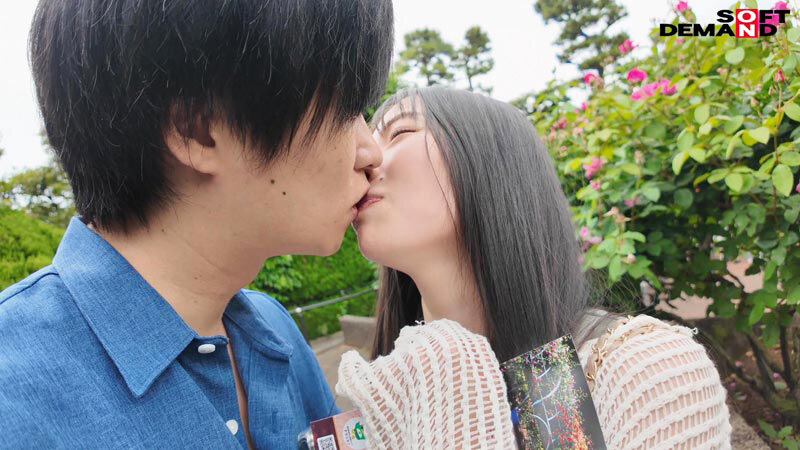 「玉井晴香 スレンダー人妻がフェラ＆ごっくん初体験！敏感ママのハメ撮りSEX」のサンプル画像7枚目