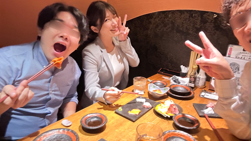 「ノリの良い大学の同期は僕らのオナペットちゃん みんなで仲良くパコってます！ 同窓会で再会してエッチに盛り上がっちゃいました」のサンプル画像3枚目