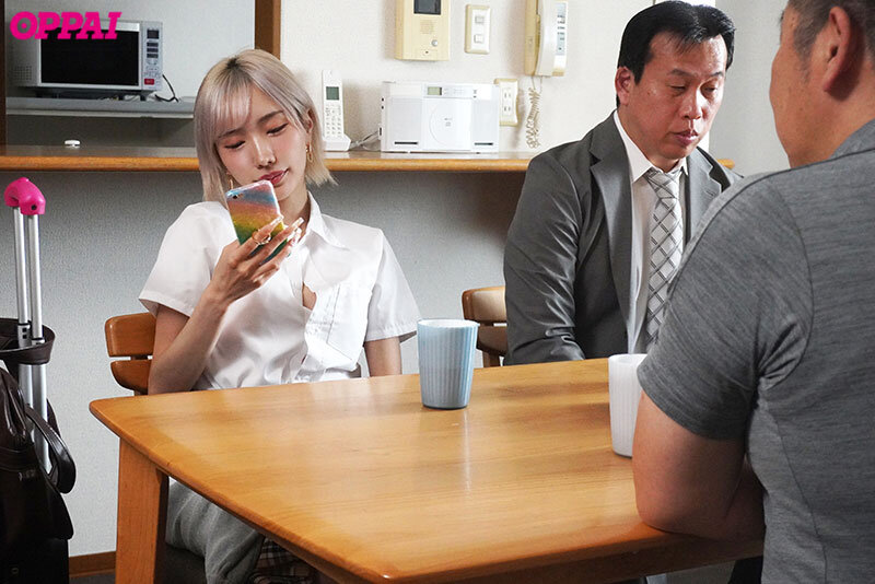 「【春陽モカ】スレンダー巨乳GALを辱めてパイズリ奉仕させ中出し種付けする調教セックス」のサムネイル