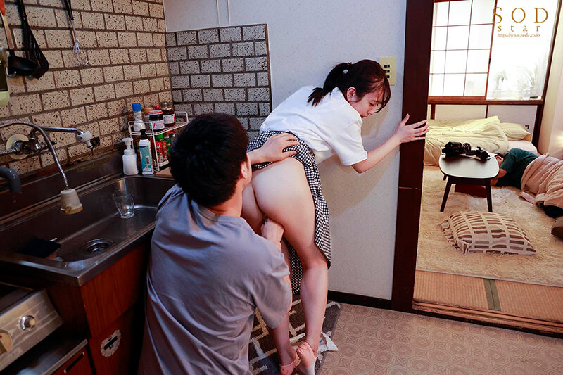 「小湊よつ葉 美少女OLが彼氏に甘える恋愛ドラマ アイドル級ルックスの初々しい姿に興奮」のサンプル画像14枚目