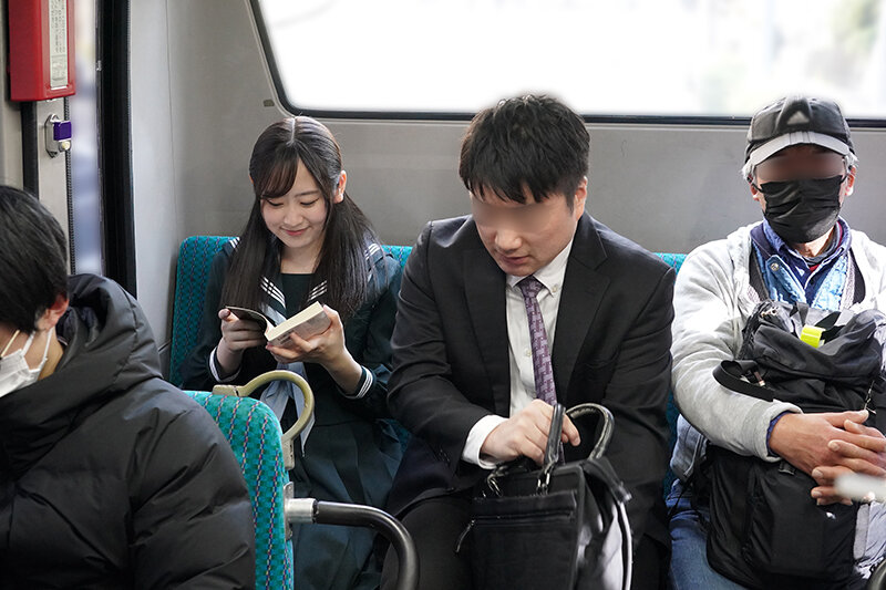 「【美少女JK】ミニ系女子校生が優しくご奉仕♡中出し＆ごっくんで満足させてくれる癒し系作品」のサンプル画像1枚目