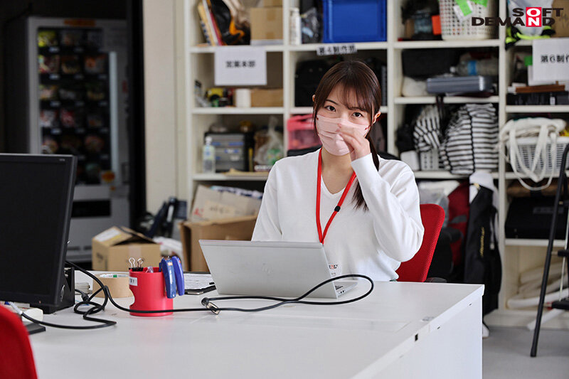 「【素人人妻】身バレNG巨乳若妻3人のハメ撮り交渉成功！マスク着用で特別出演」のサンプル画像6枚目