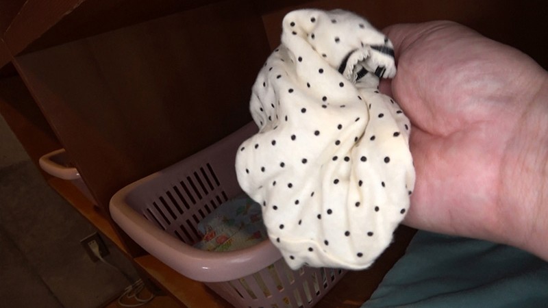 「【ミニ系・微乳美少女】野外露出キャンプで乱交体験!夏の開放的なお漏らしプレイ全記録」のサンプル画像9枚目